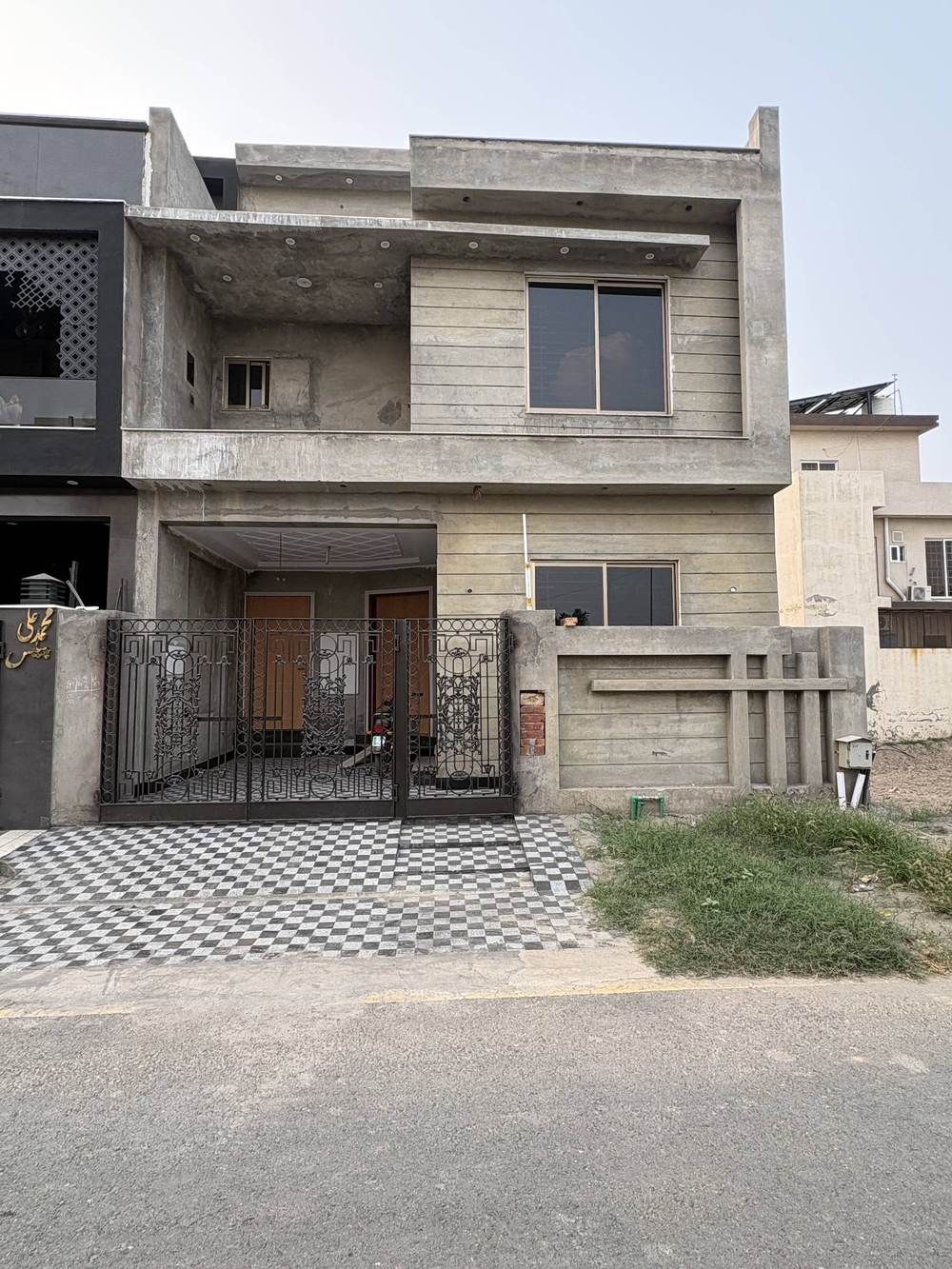 5 Marla Grey Structure House for sale in Diamond Block, Park View City Lahore