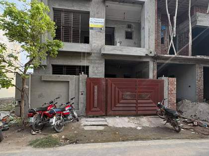 5 Marla Grey Structure House for sale in Executive Block, Park View City Lahore