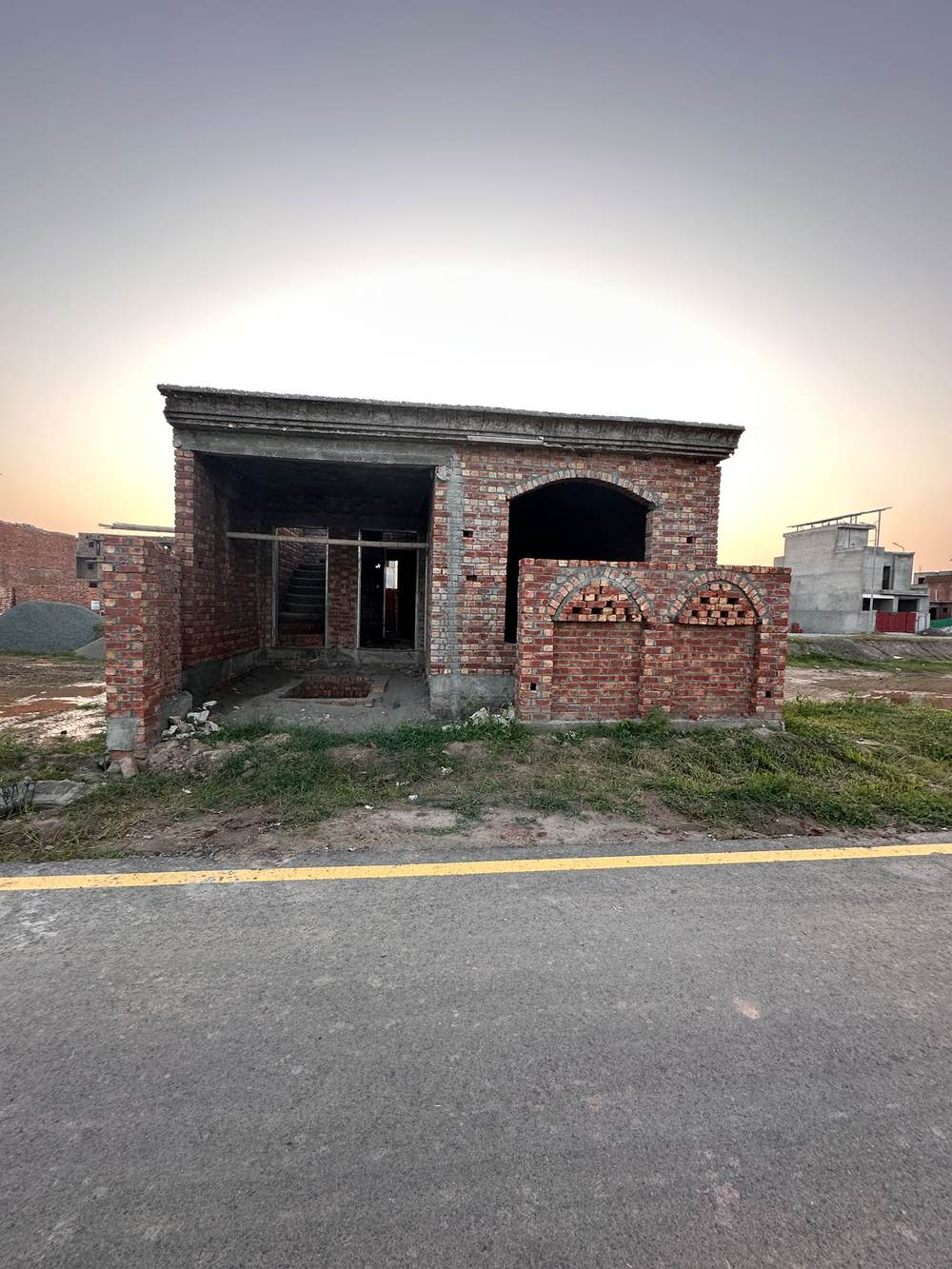 5 Marla Red Structure House for sale in Imperial Block, Park View City Lahore