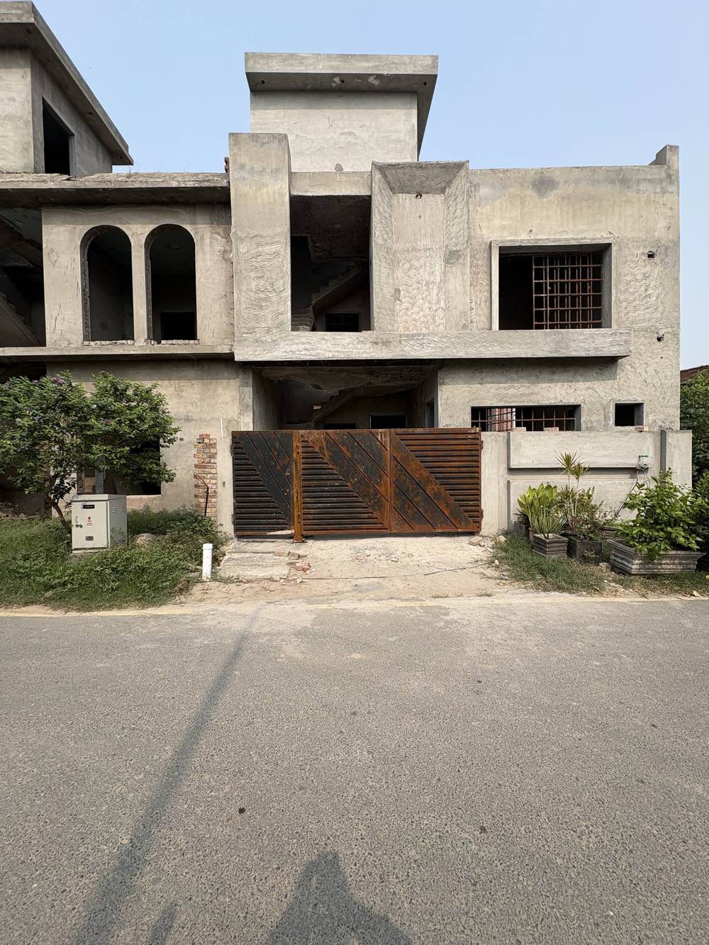 5 Marla Grey Structure House for sale in Platinum Block, Park View City Lahore