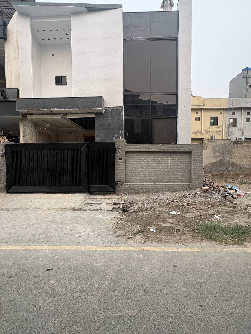 5 Marla Grey Structure House for sale in Rose Block, Park View City Lahore