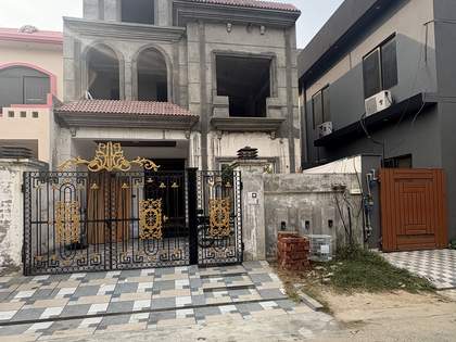 5 Marla Grey Structure House for sale in Sapphire Block, Park View City Lahore