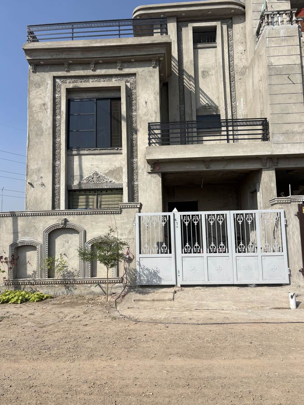 5 Marla Grey Structure House for sale in Silver Block, Park View City Lahore