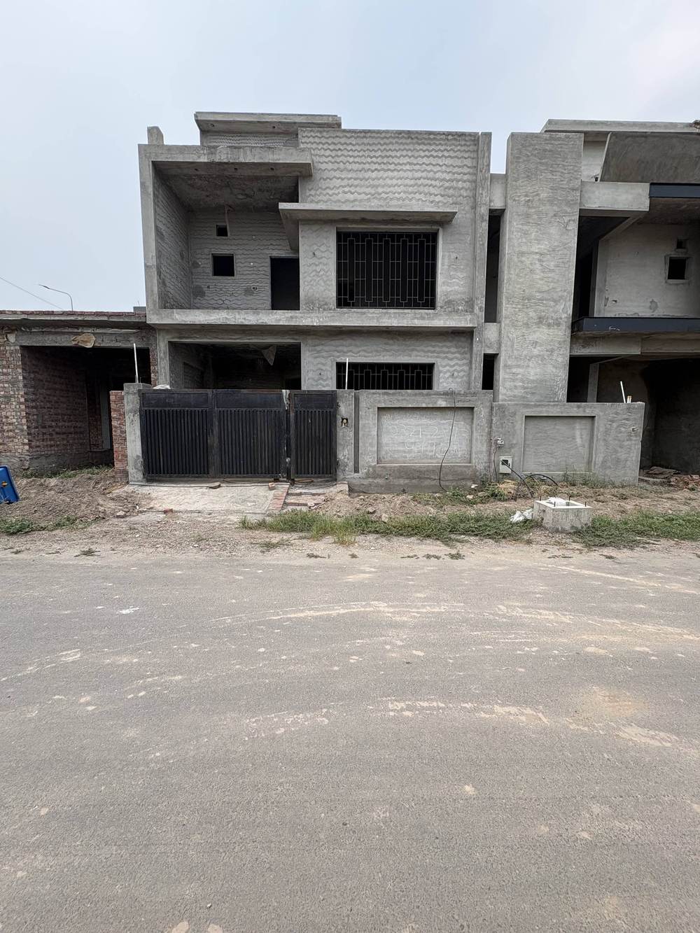 5 Marla Grey Structure House for sale in Tulip Overseas, Park View City Lahore
